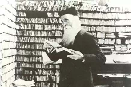 James Murray surrounded by papers in the Scriptorium at Banbury Road before 1910